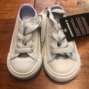 NWT toddler converse